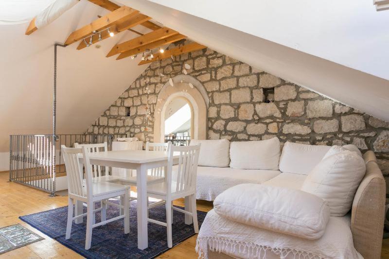 Apartment Old Town Port